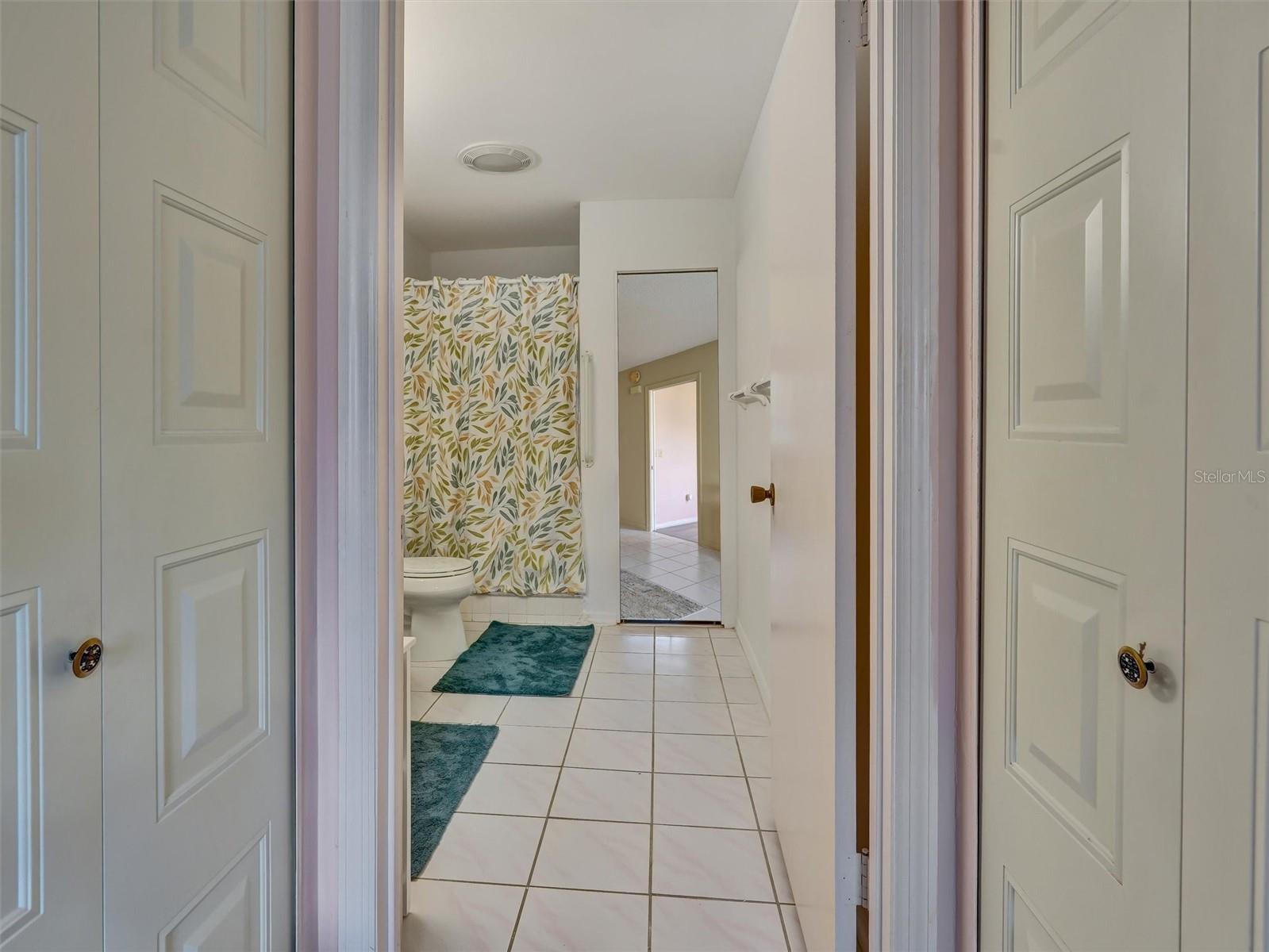 202 CACTUSFLOWER LN