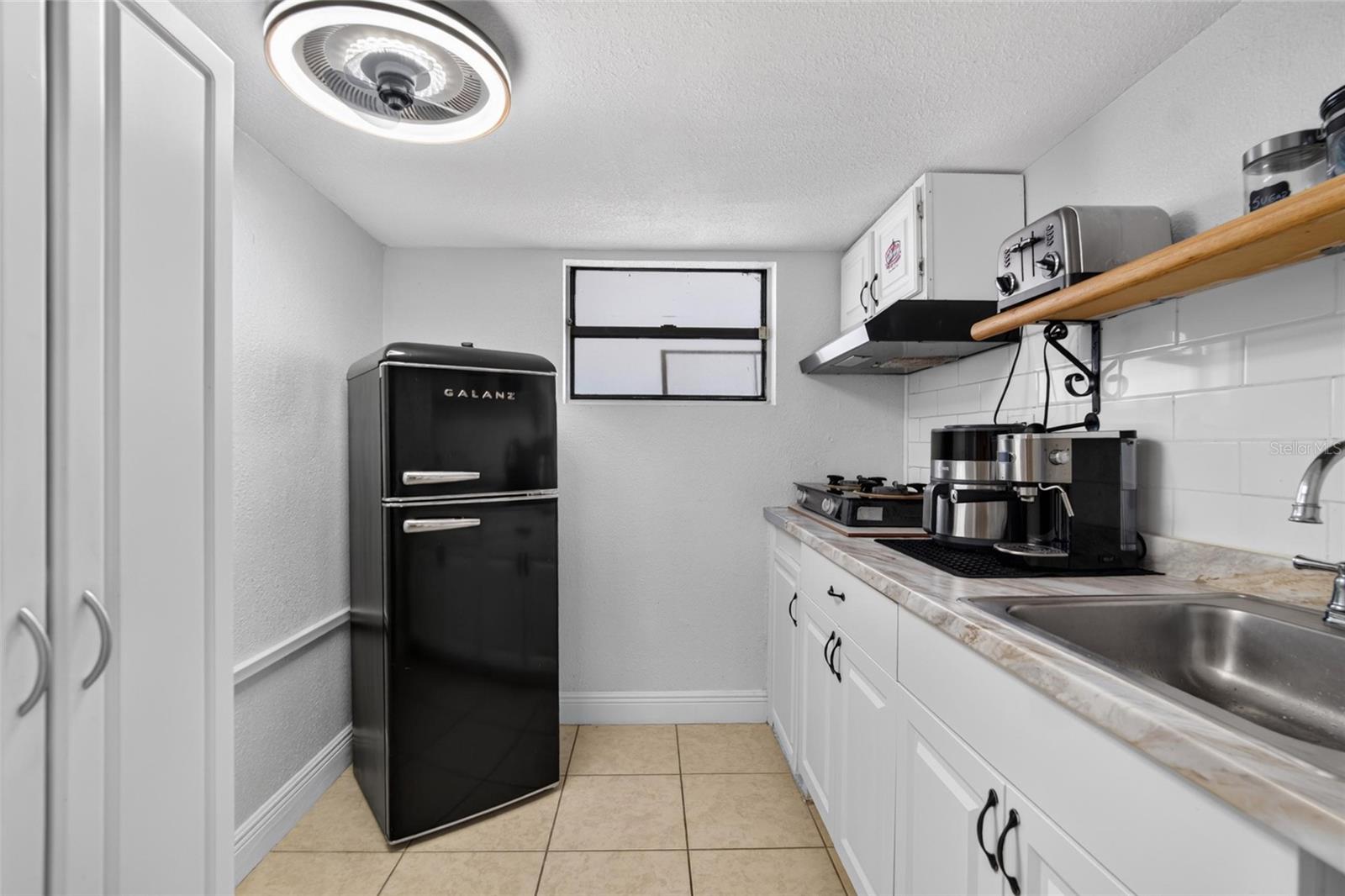 1727 WAIKIKI WAY