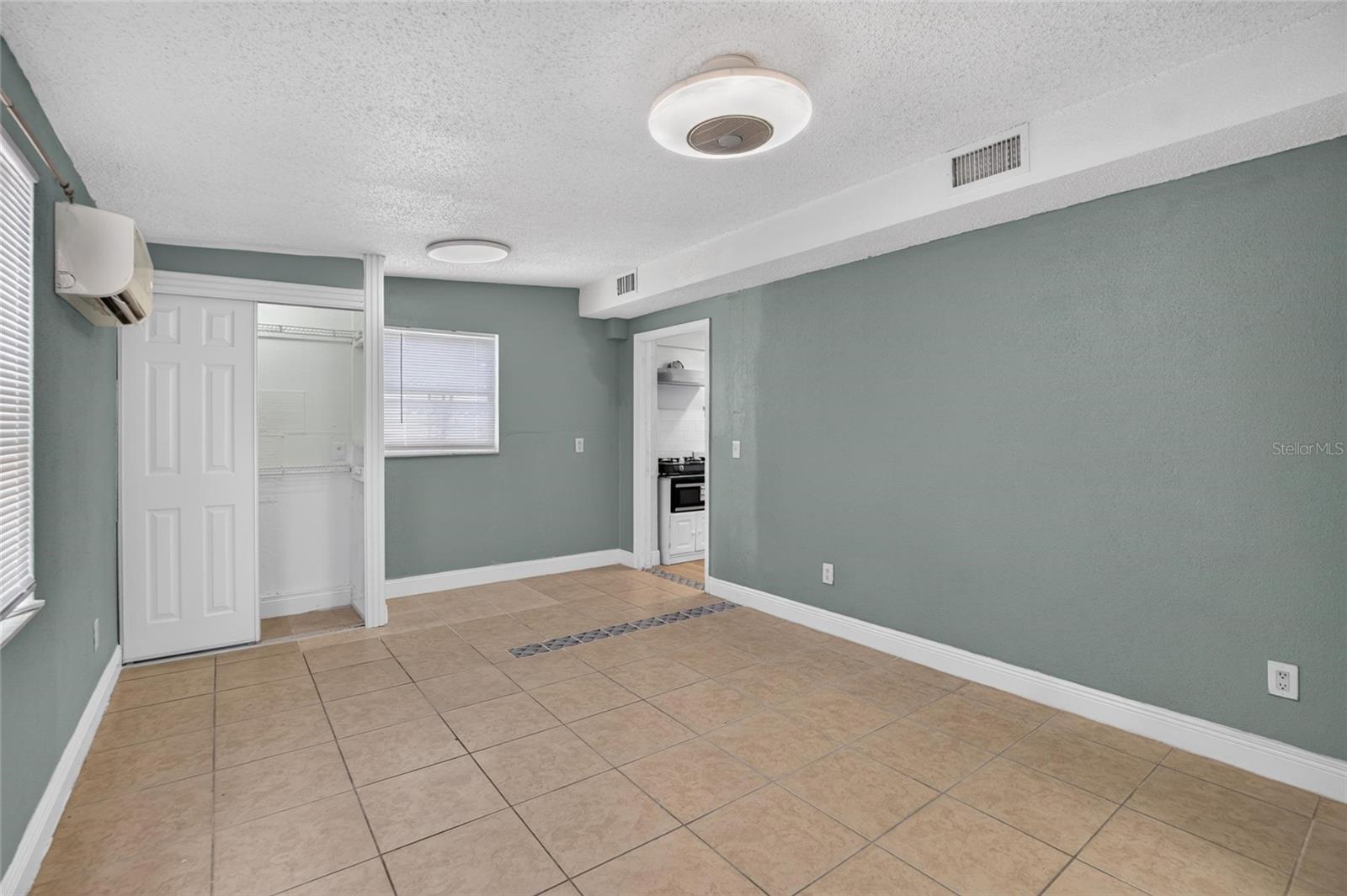 1727 WAIKIKI WAY