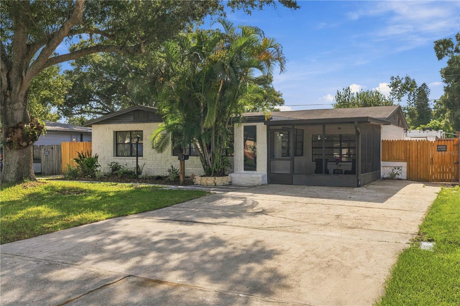8300 54th St N, Pinellas Park