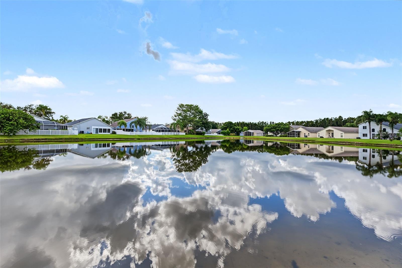 3907 LOCKRIDGE DR