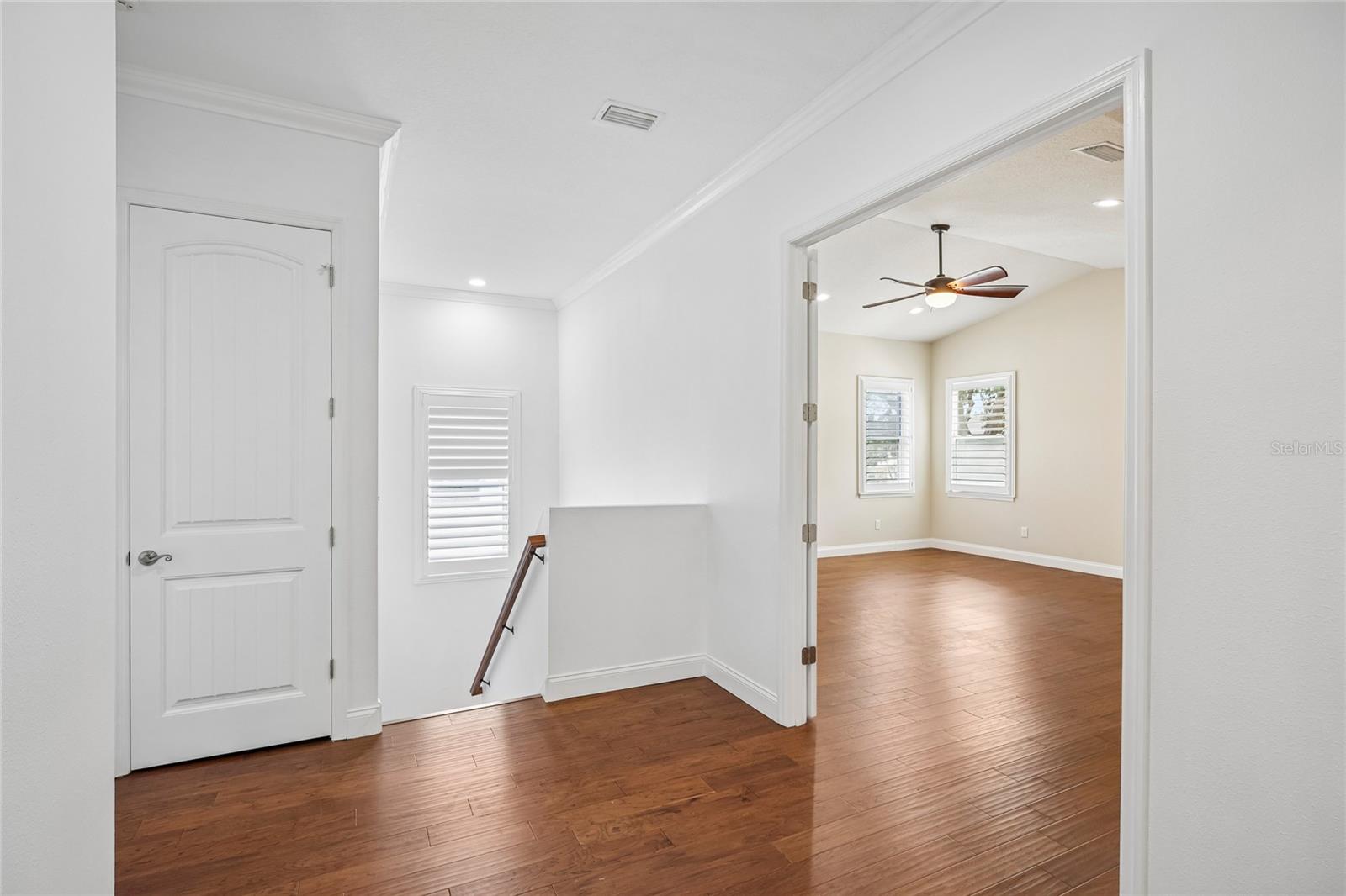 3206 W PRICE AVE