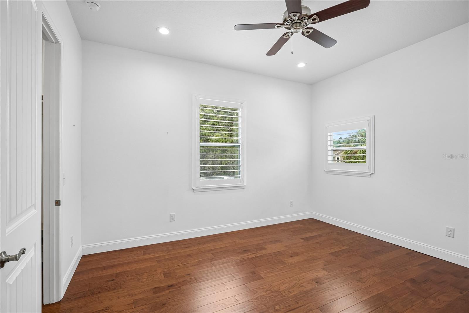 3206 W PRICE AVE