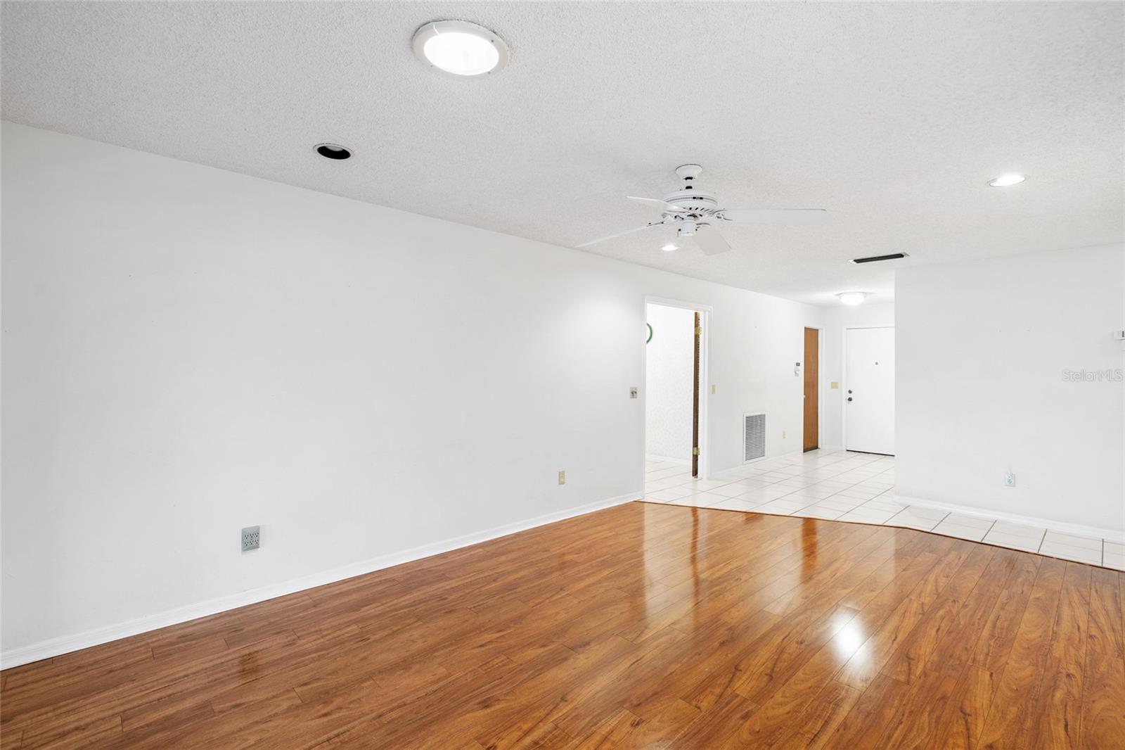 3307 DEL PRADO CT