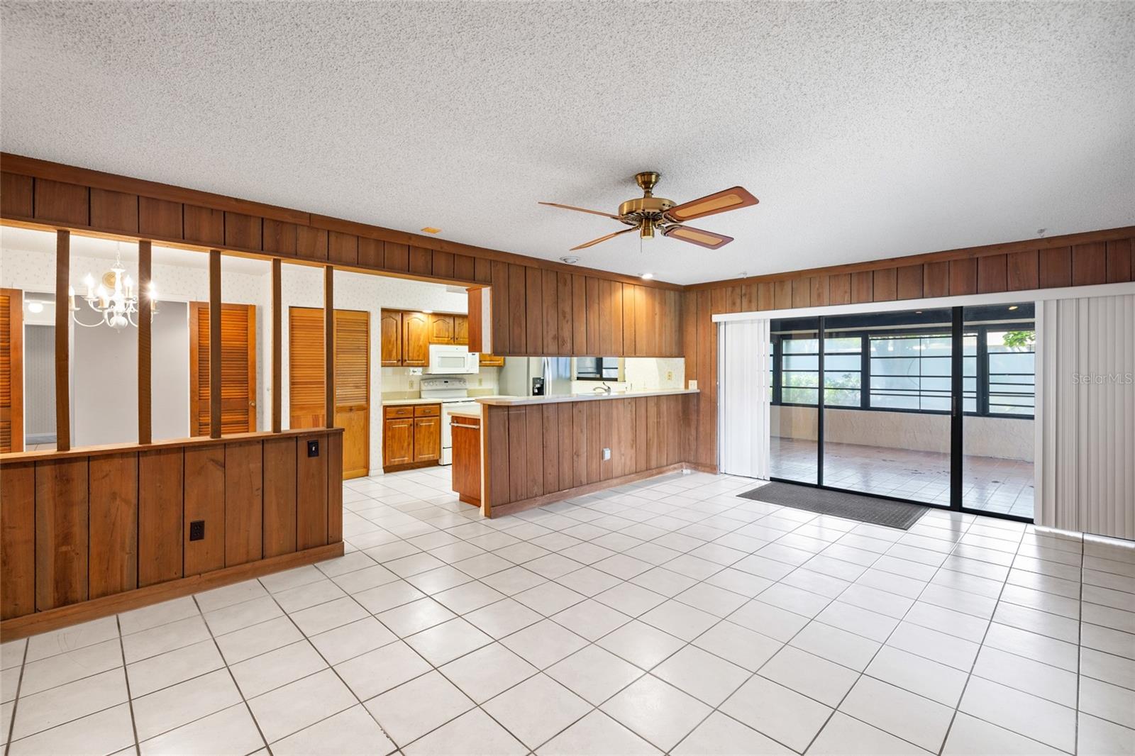 3307 DEL PRADO CT