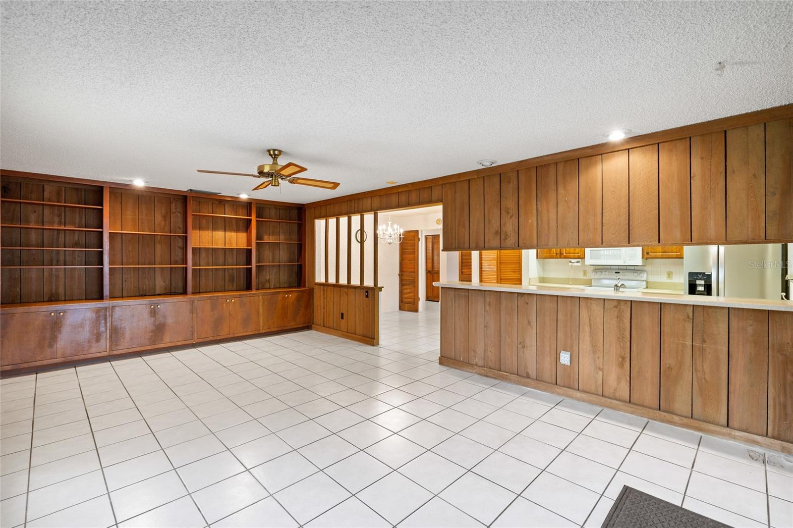 3307 DEL PRADO CT