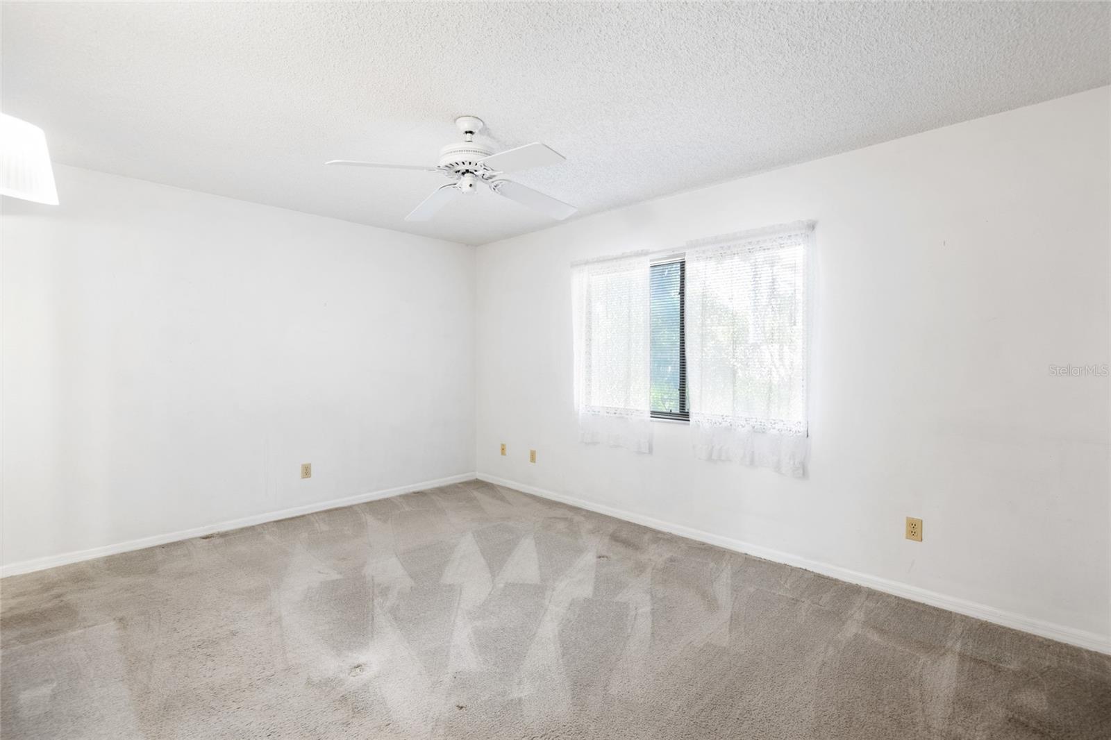 3307 DEL PRADO CT