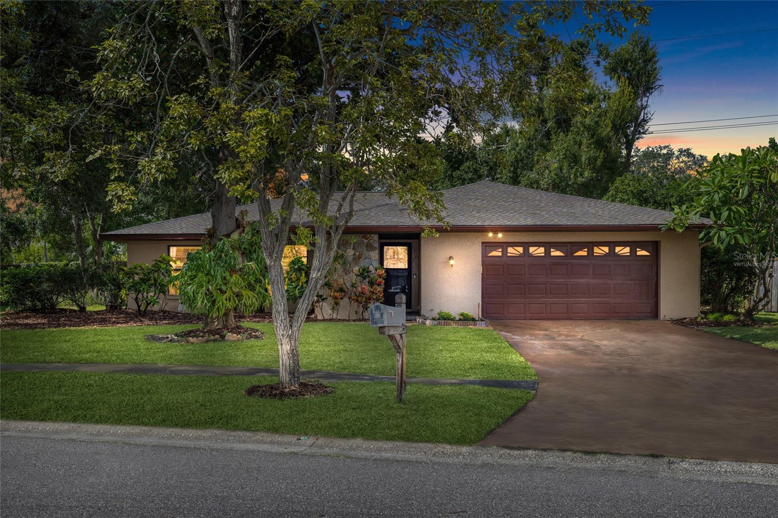 3307 DEL PRADO CT
