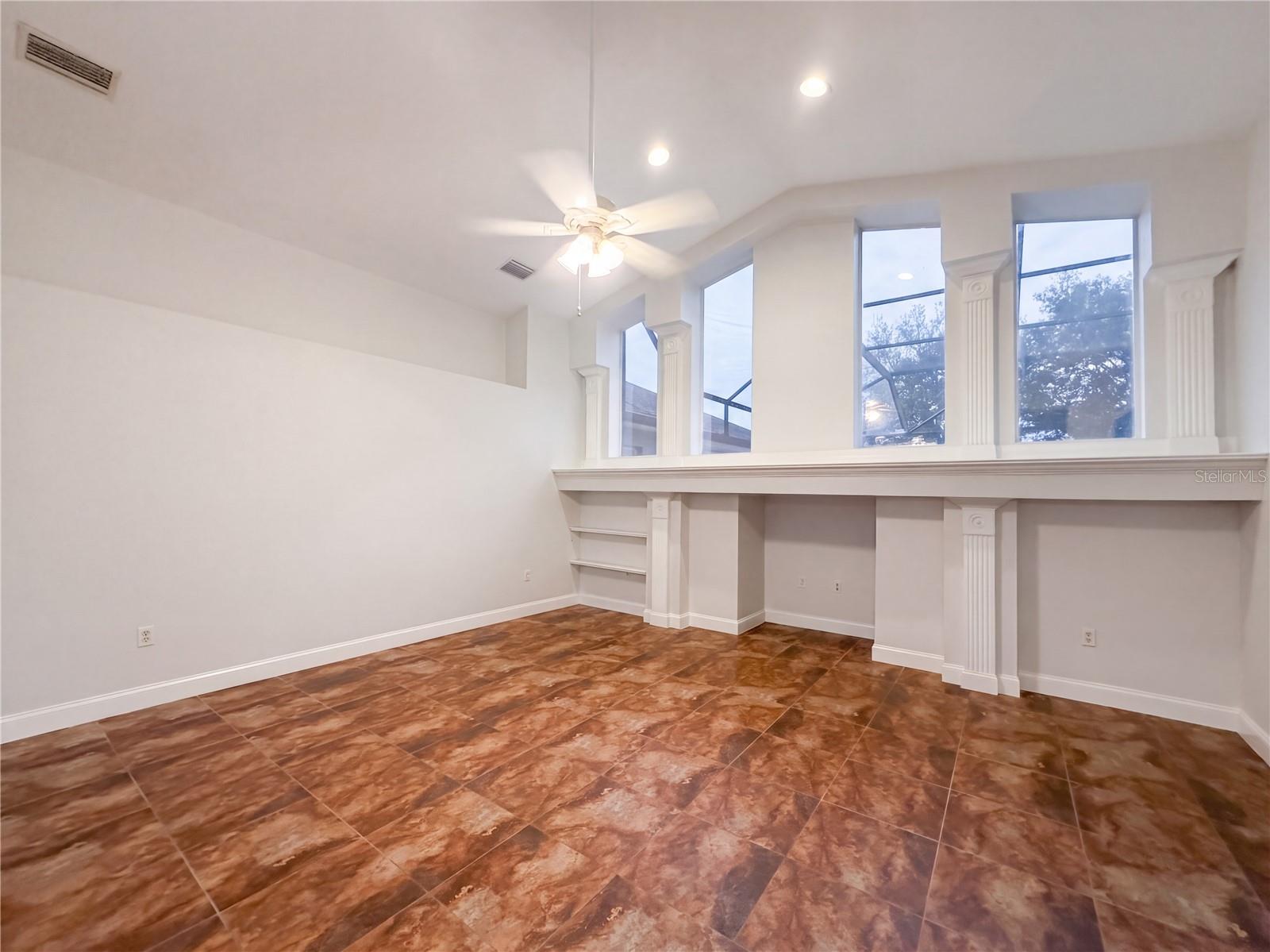 14275 CREEK RUN DR