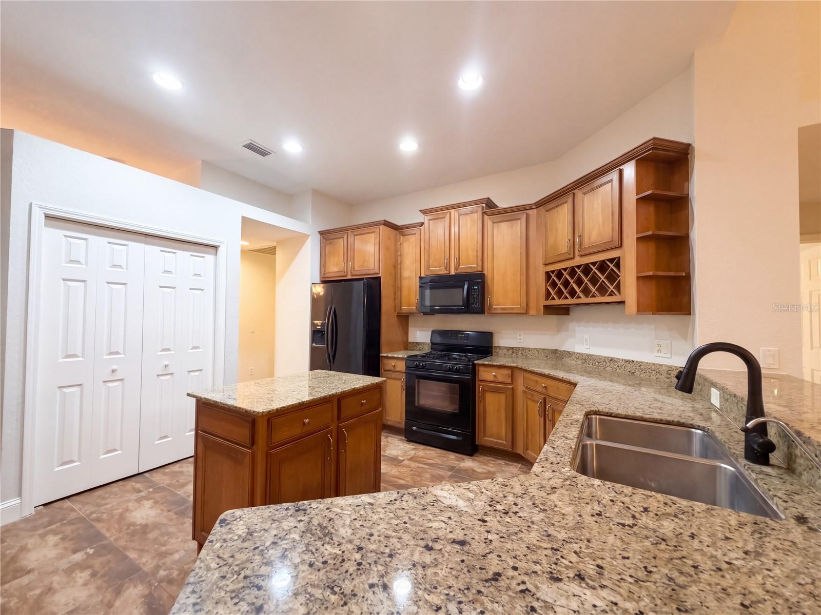 14275 CREEK RUN DR