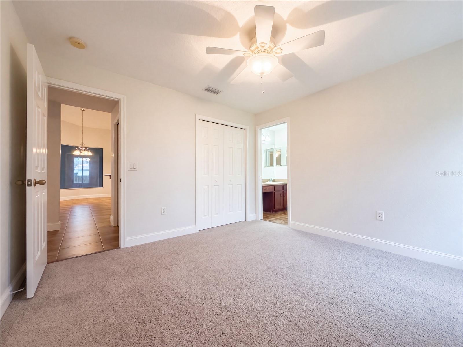 14275 CREEK RUN DR