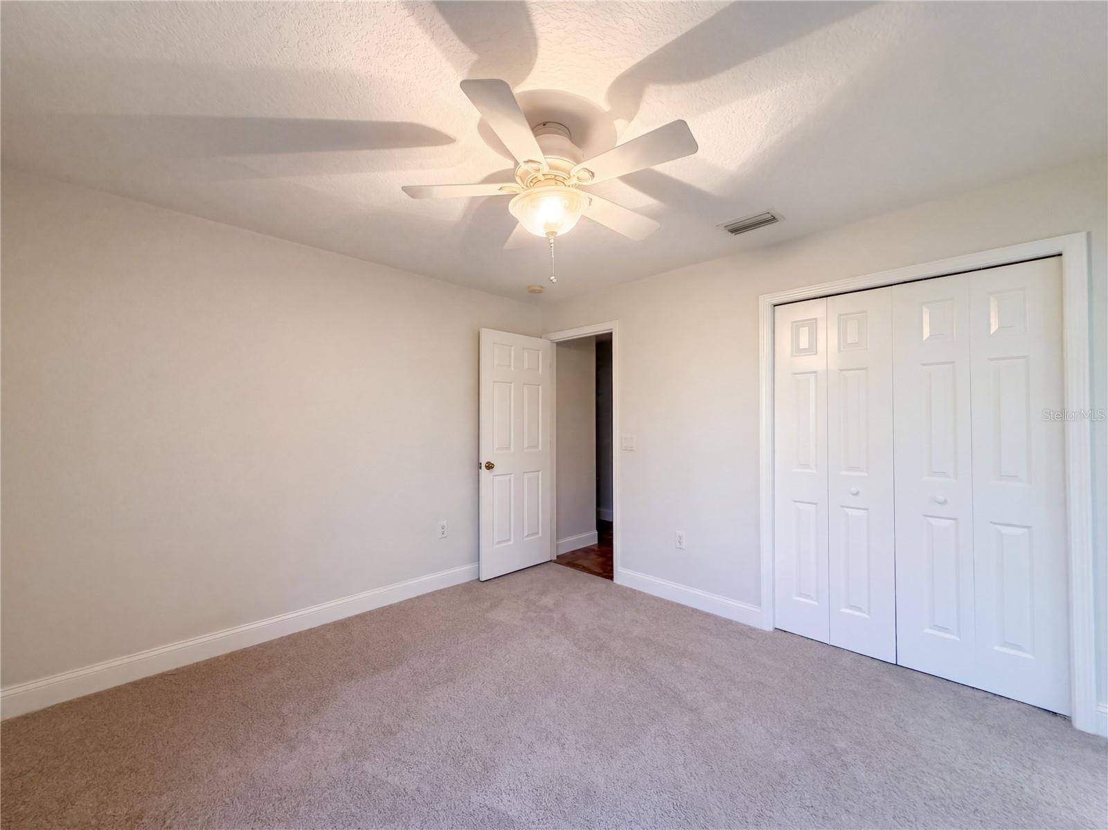 14275 CREEK RUN DR
