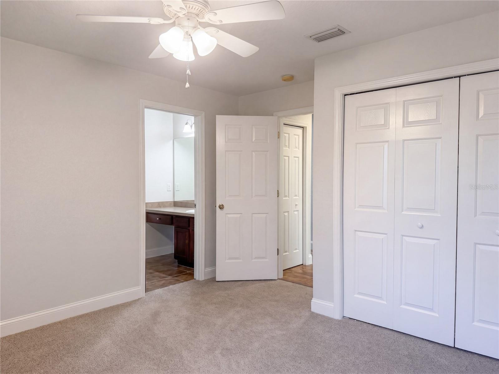 14275 CREEK RUN DR