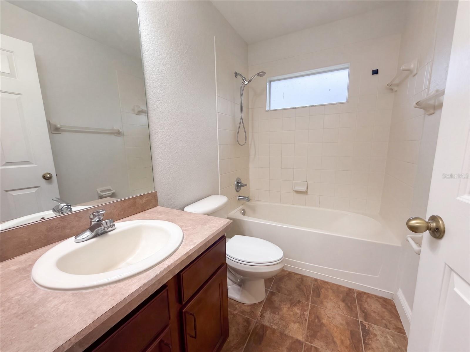 14275 CREEK RUN DR