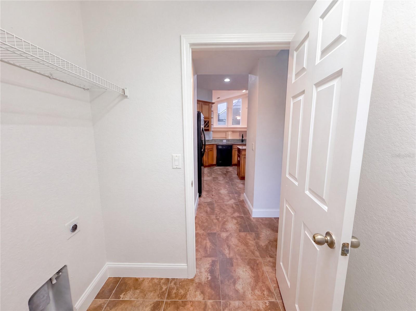 14275 CREEK RUN DR