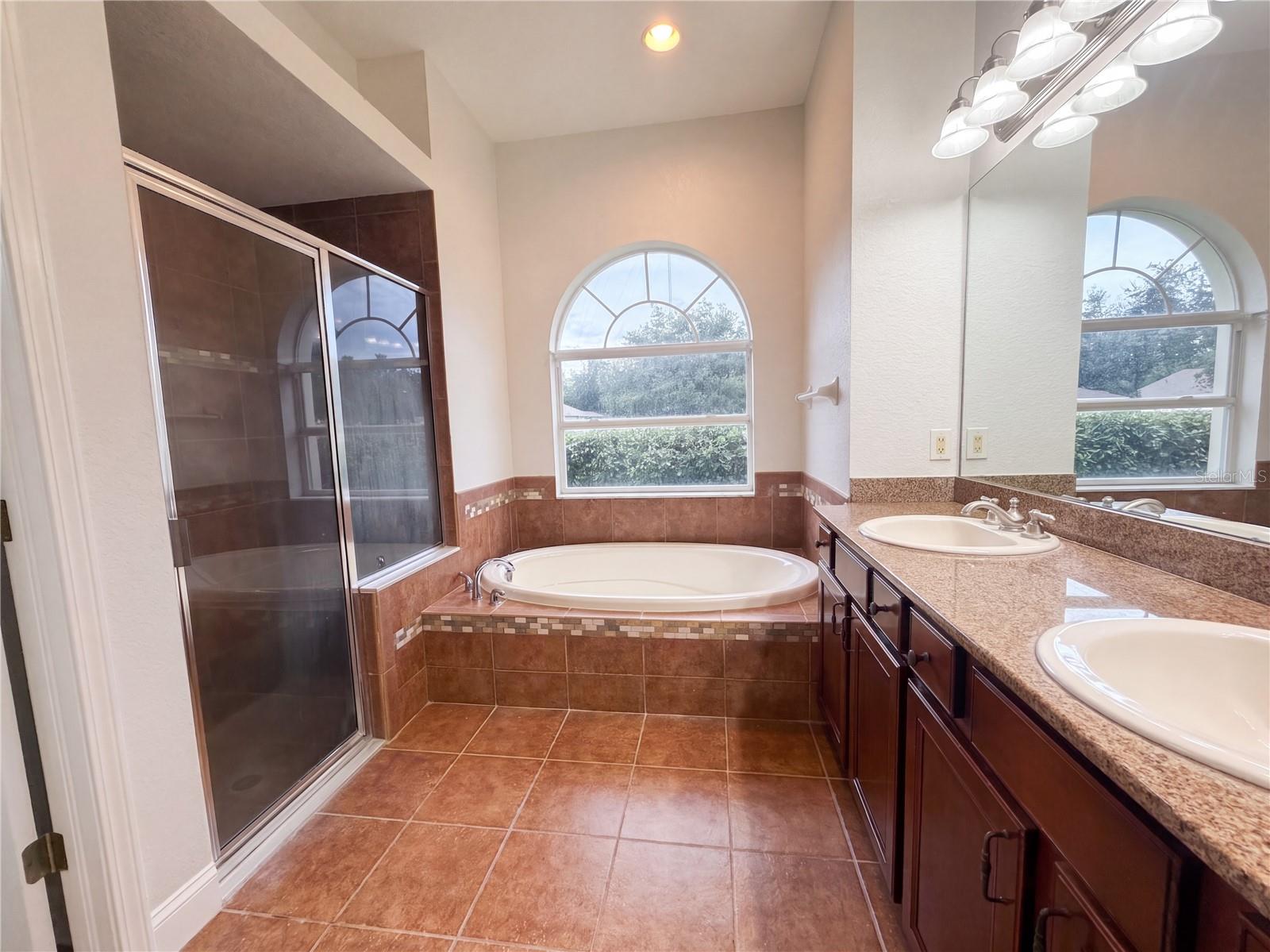 14275 CREEK RUN DR