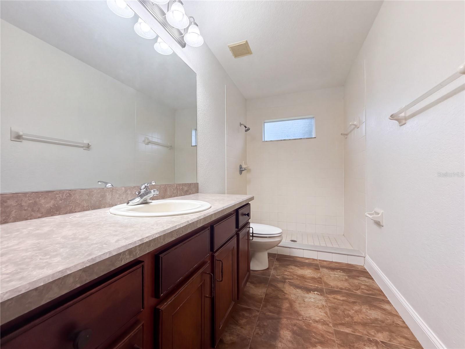 14275 CREEK RUN DR