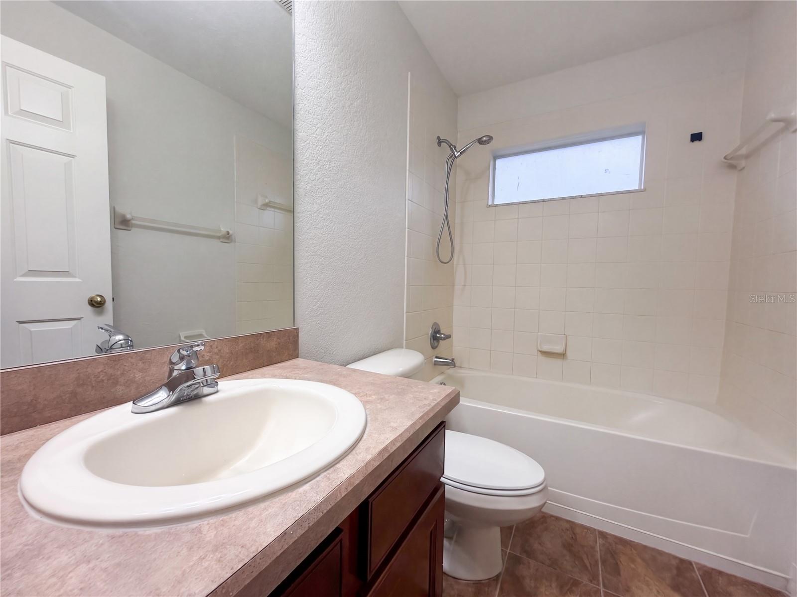 14275 CREEK RUN DR
