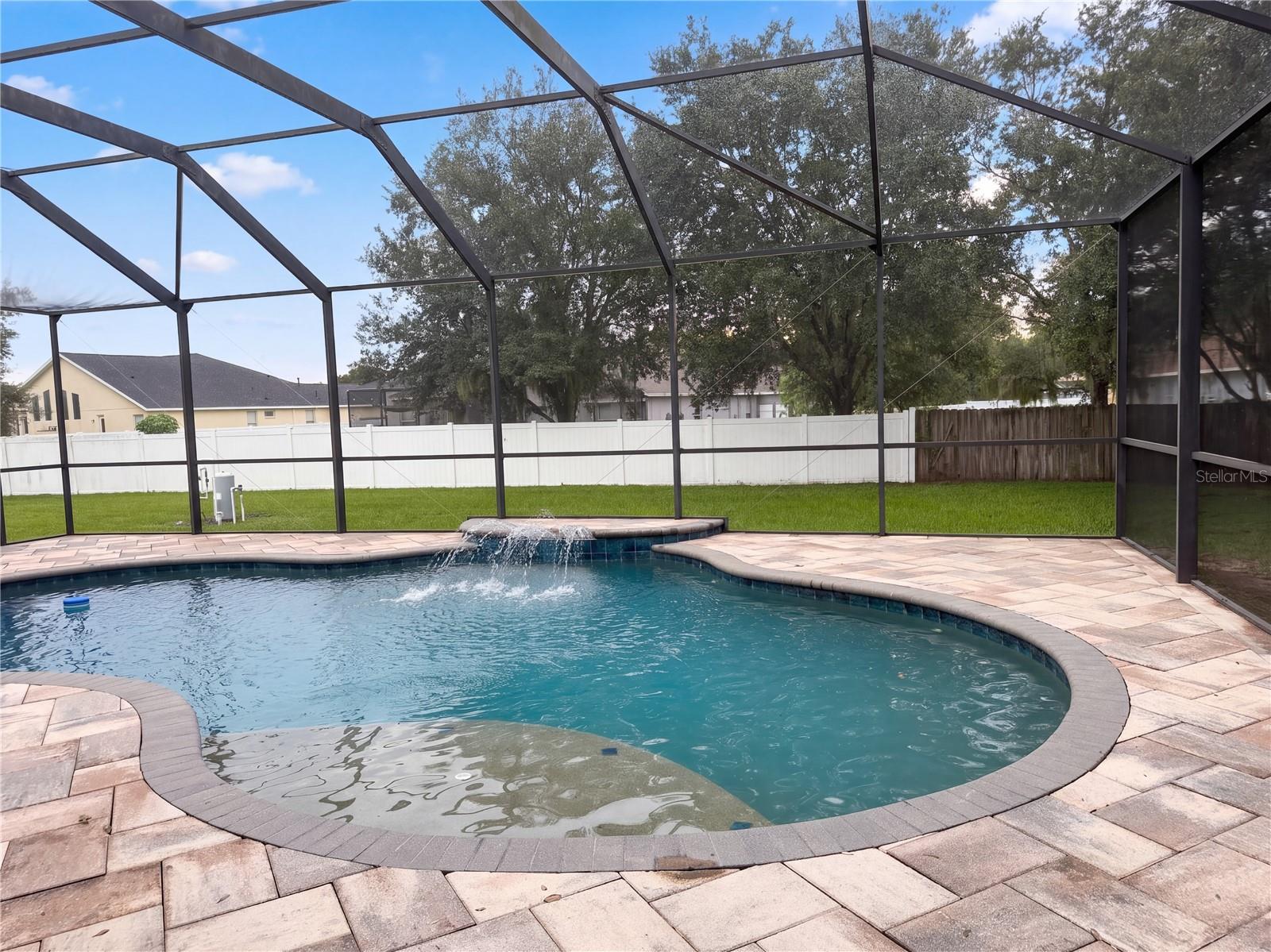 14275 CREEK RUN DR