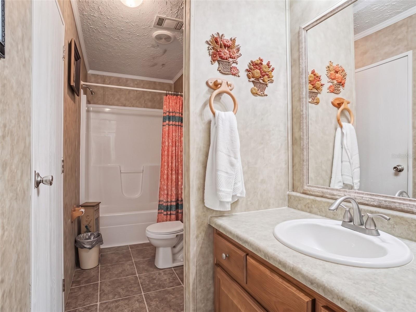 11121 LITHIA PINECREST RD