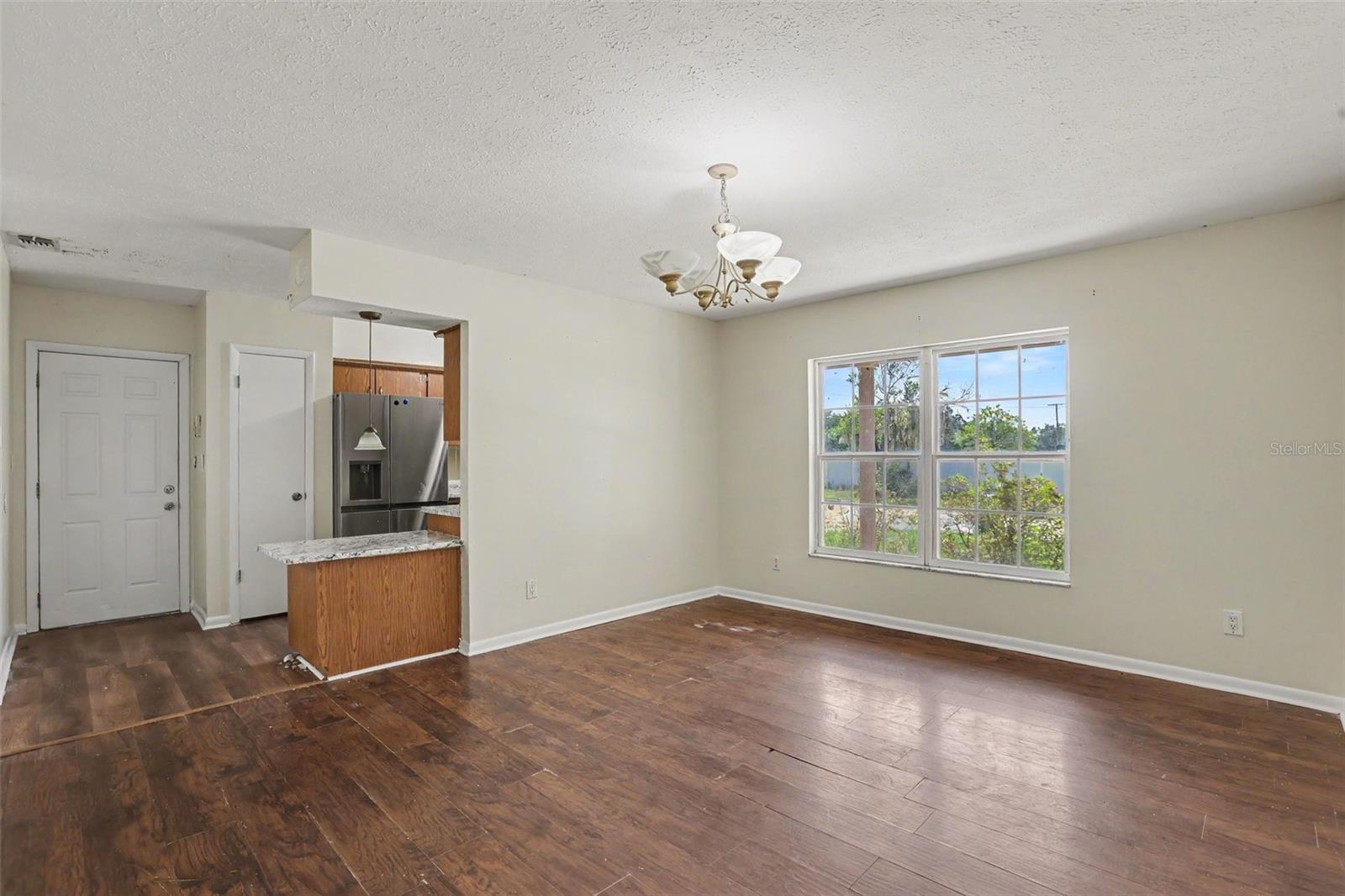 2265 VILLAGE CT