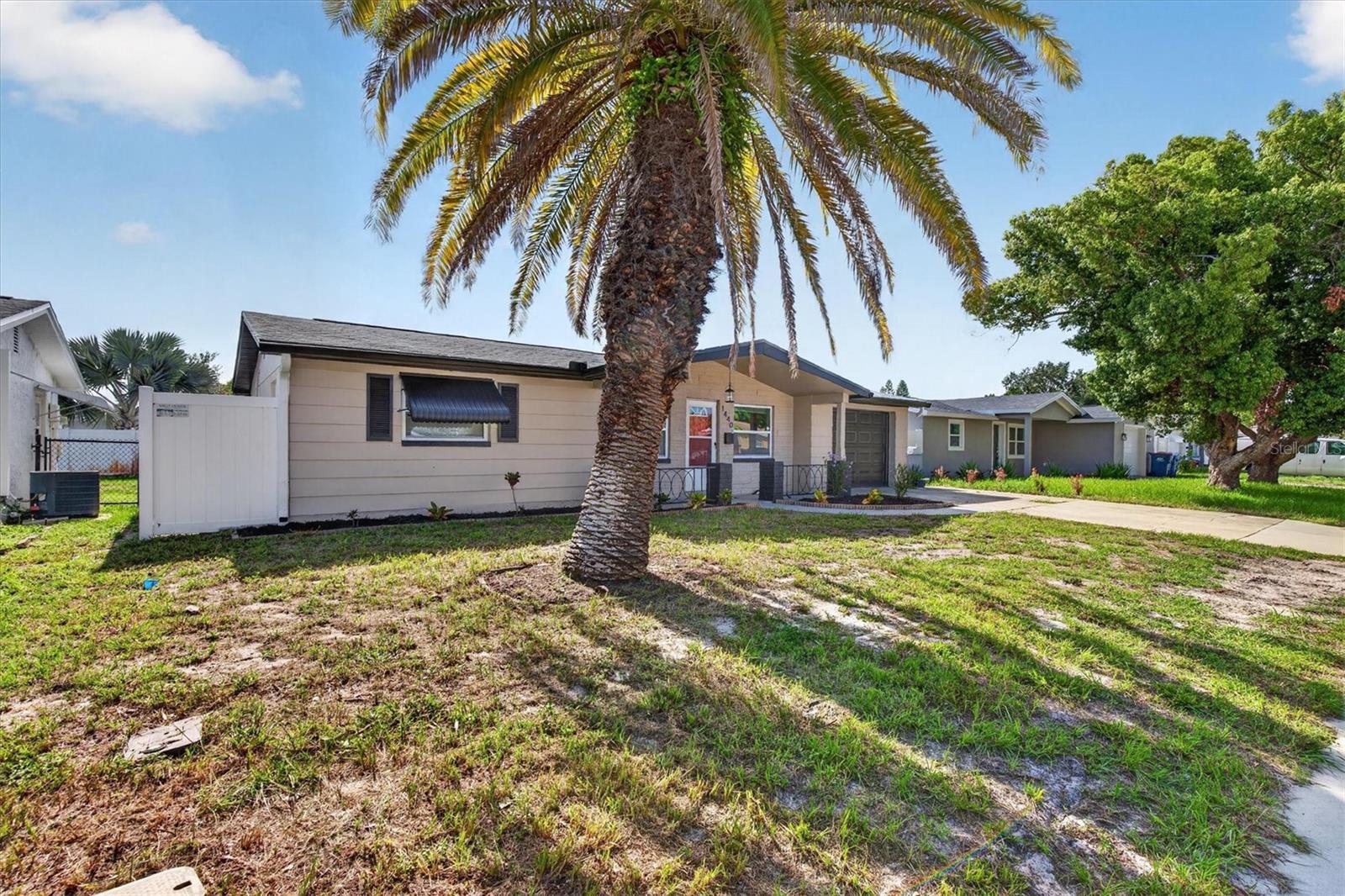 1440 NORMANDY BLVD