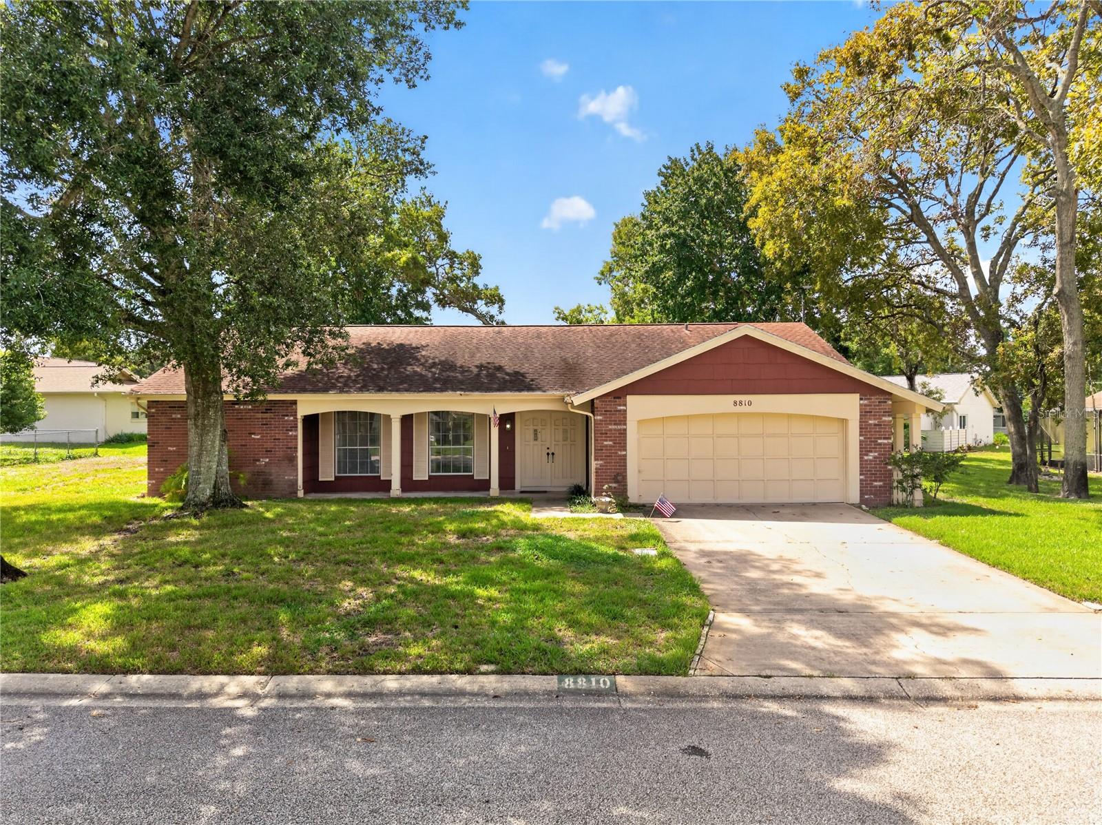 8810 SHOEMAKER LN