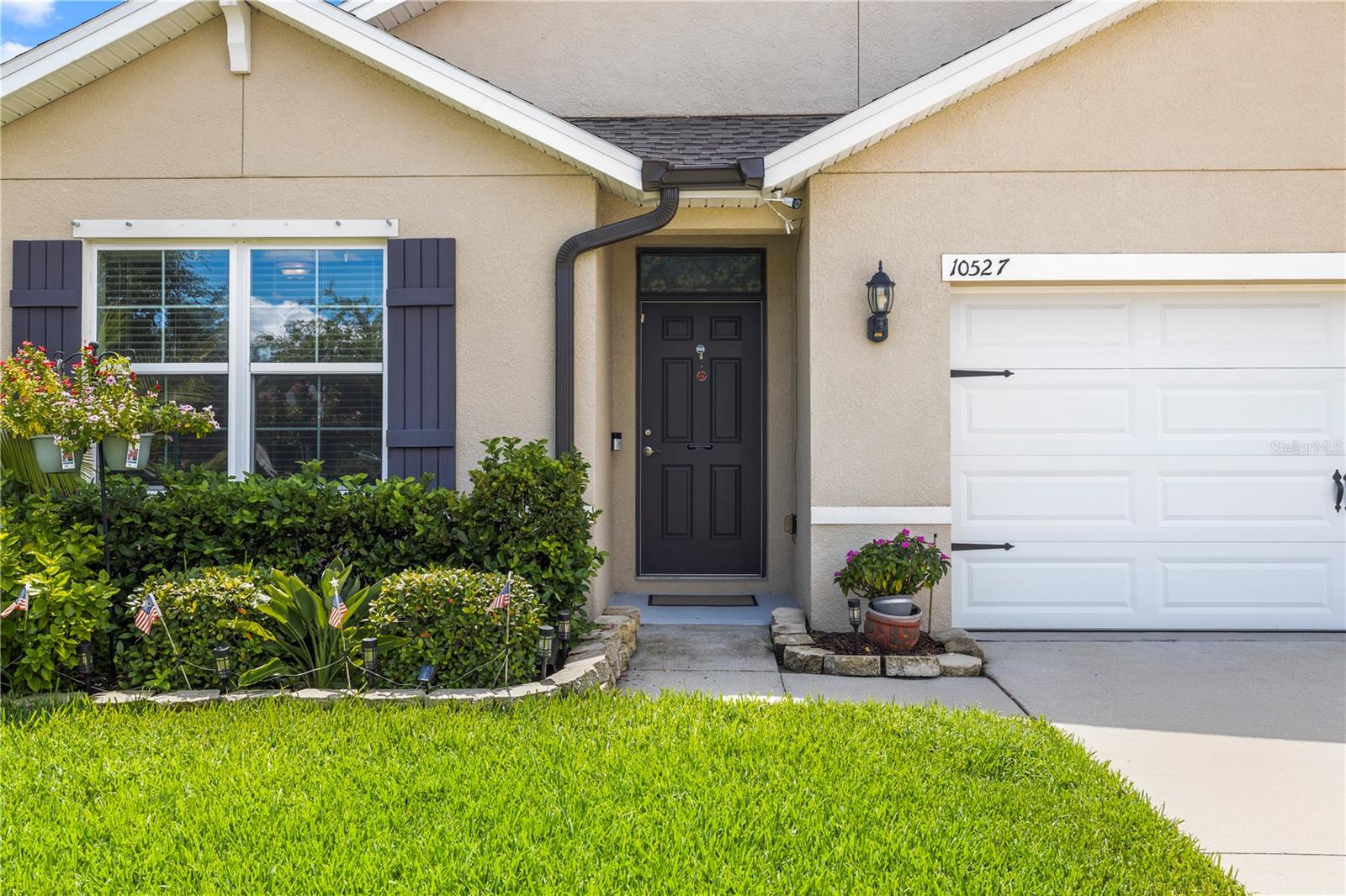 10527 PARK MEADOWBROOKE DR