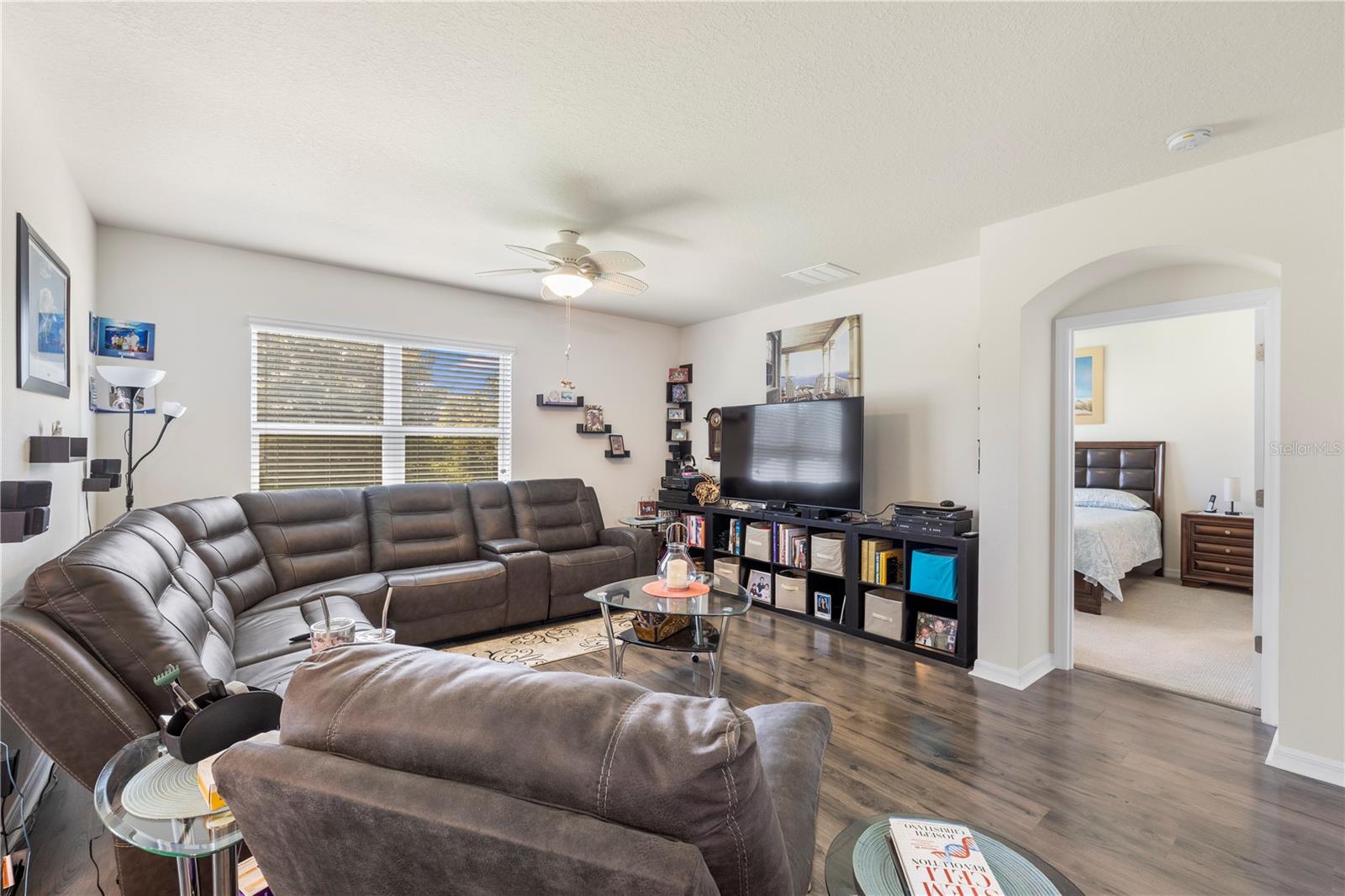 10527 PARK MEADOWBROOKE DR