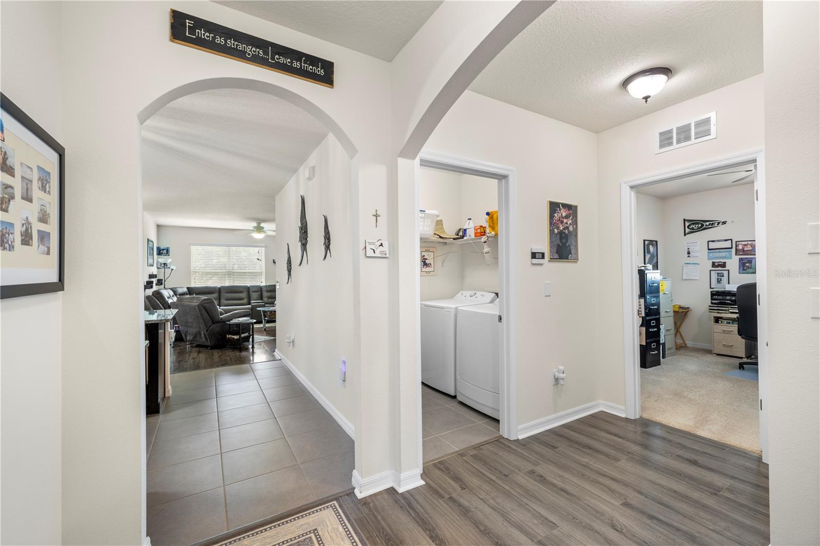 10527 PARK MEADOWBROOKE DR