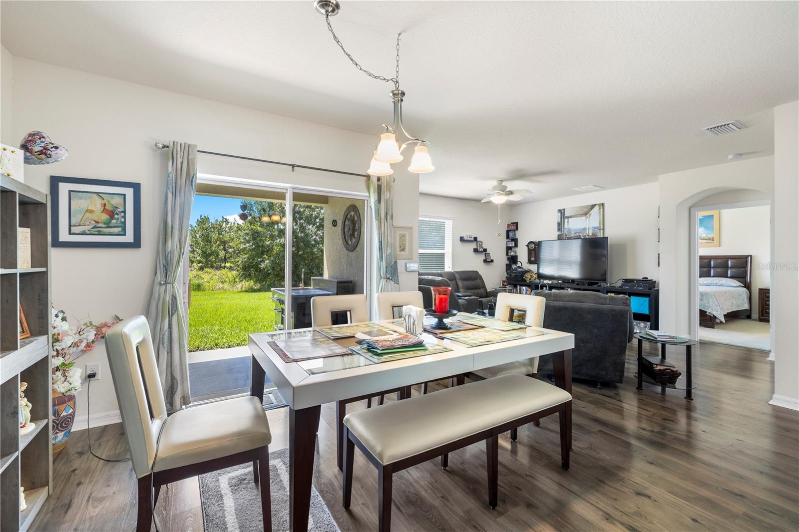10527 PARK MEADOWBROOKE DR