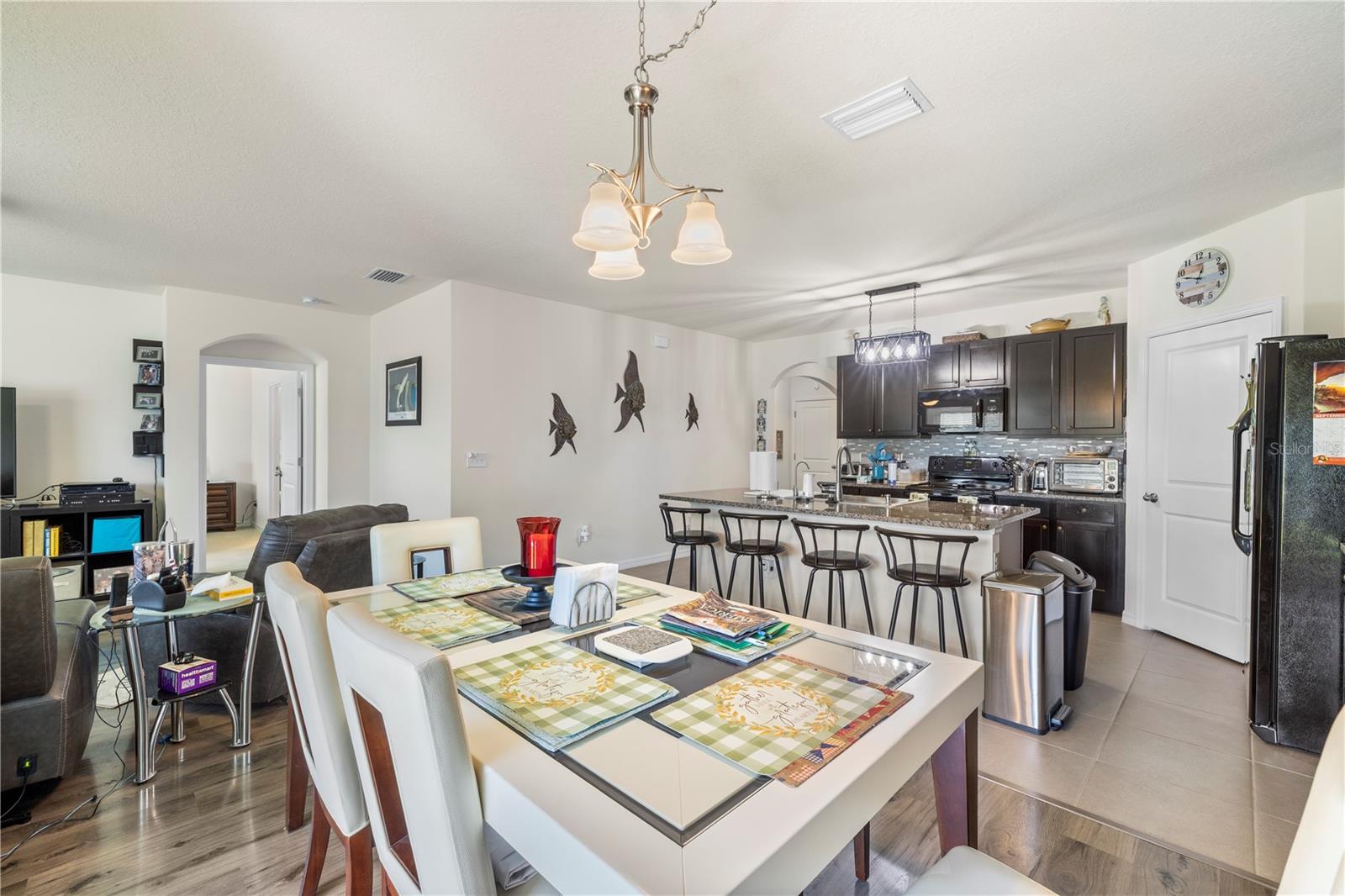 10527 PARK MEADOWBROOKE DR
