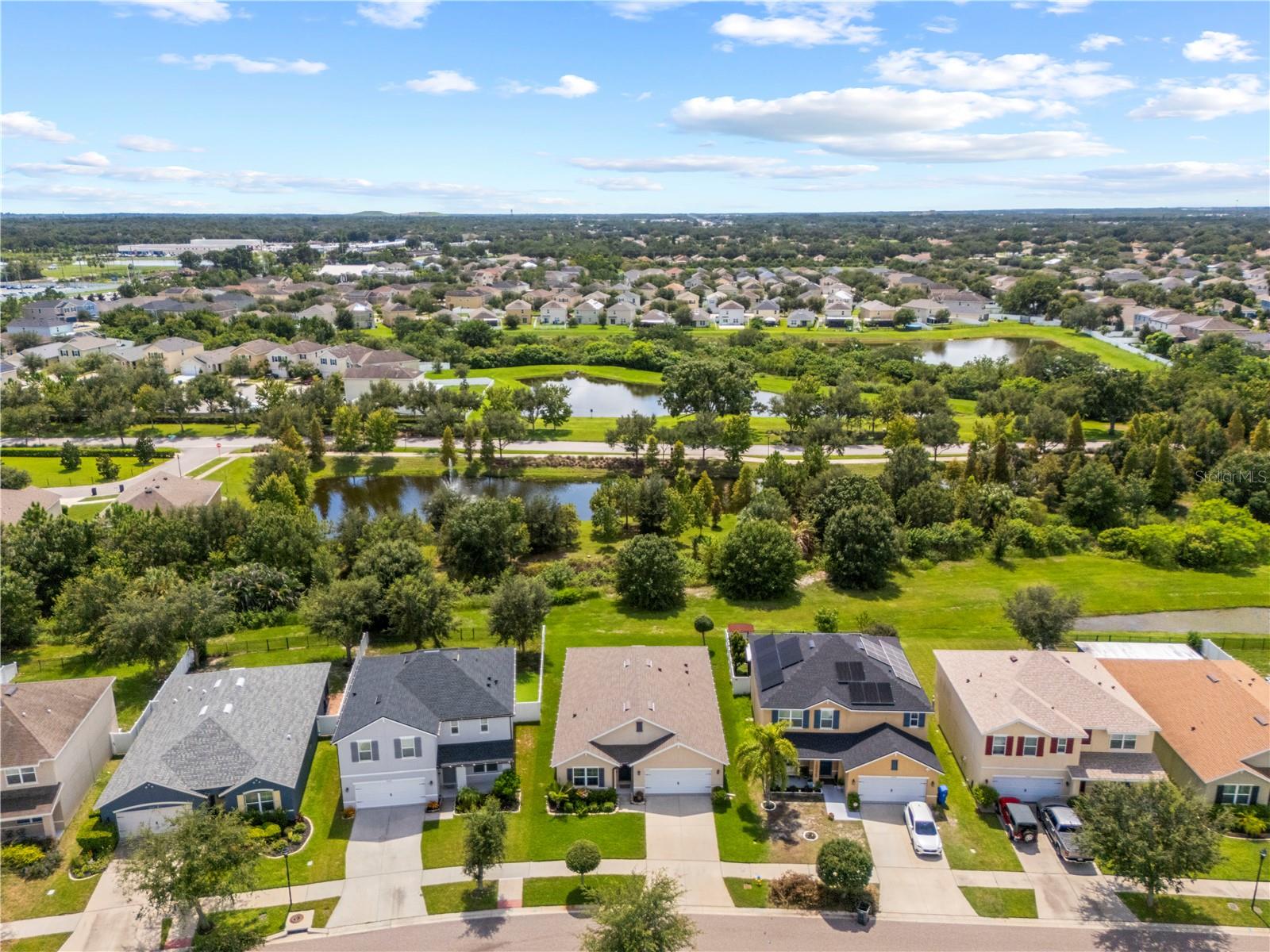 10527 PARK MEADOWBROOKE DR