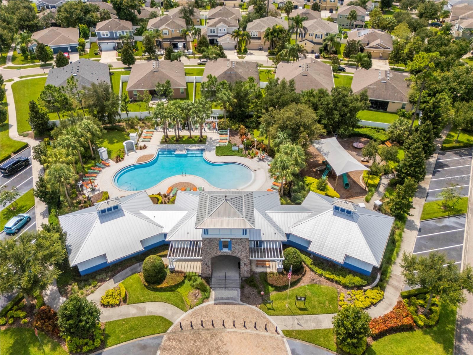 10527 PARK MEADOWBROOKE DR