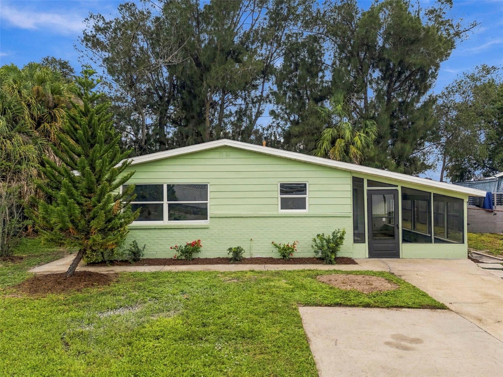 5405 S 79th St, Tampa