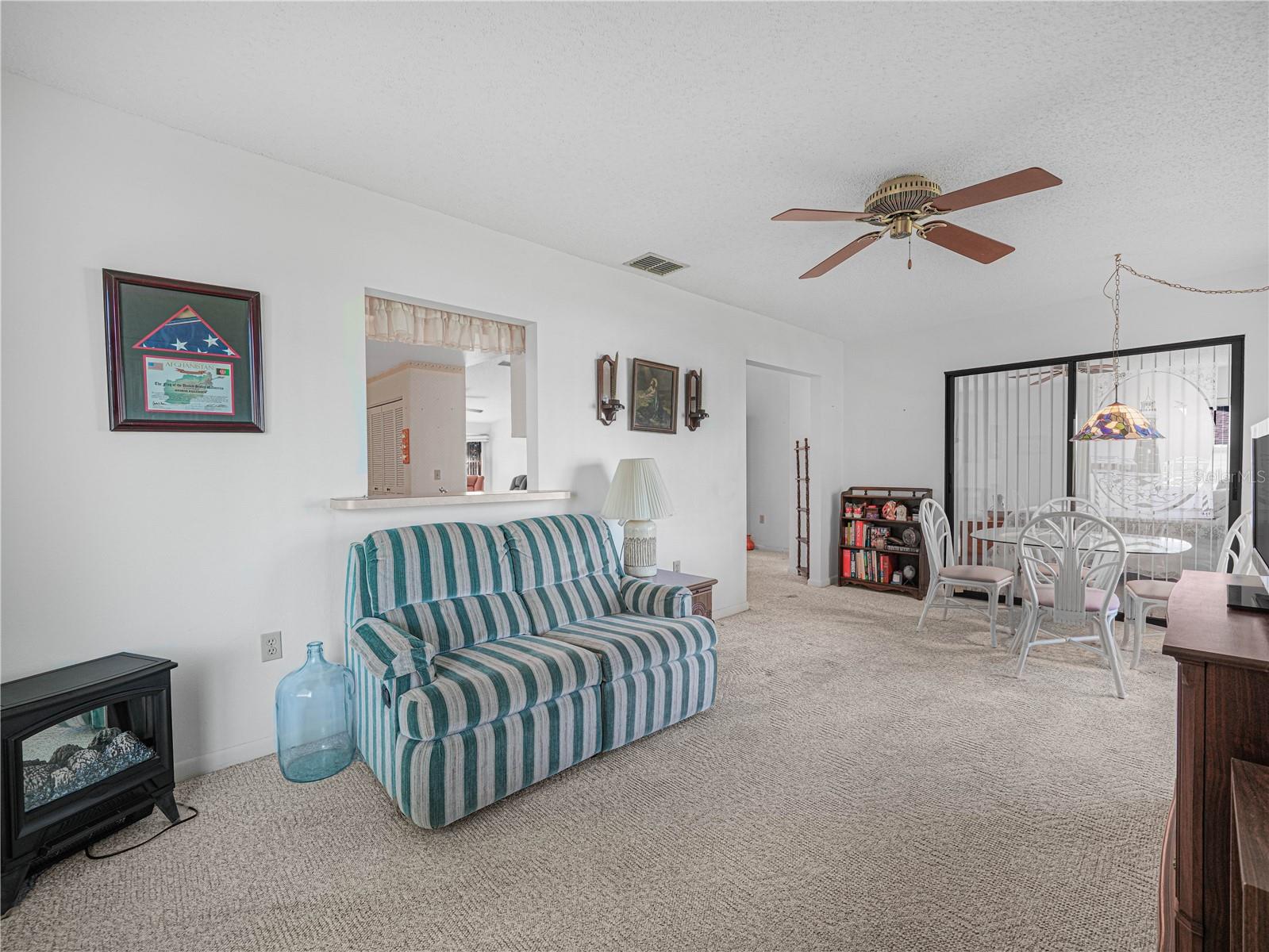 3118 PRAIRIE DUNES CIR W