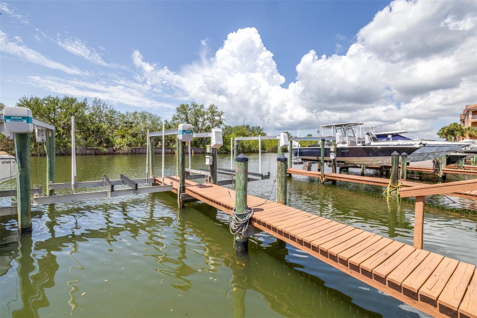 5000 CULBREATH KEY WAY #1-309