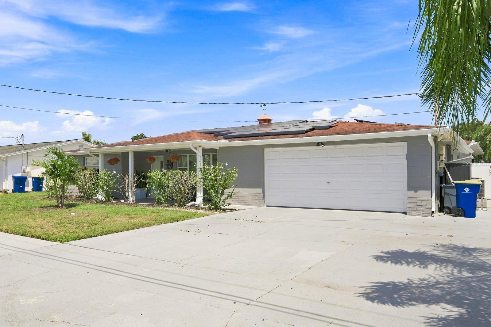 1324 CHANCELLOR DR
