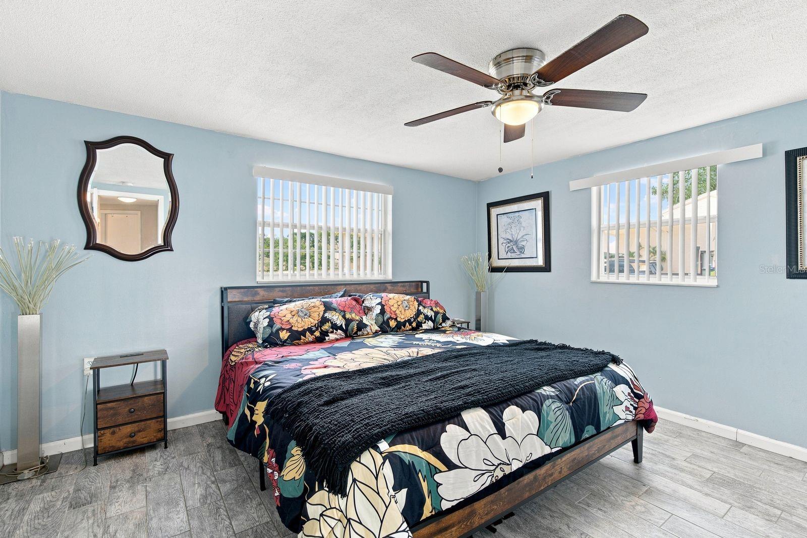 1324 CHANCELLOR DR