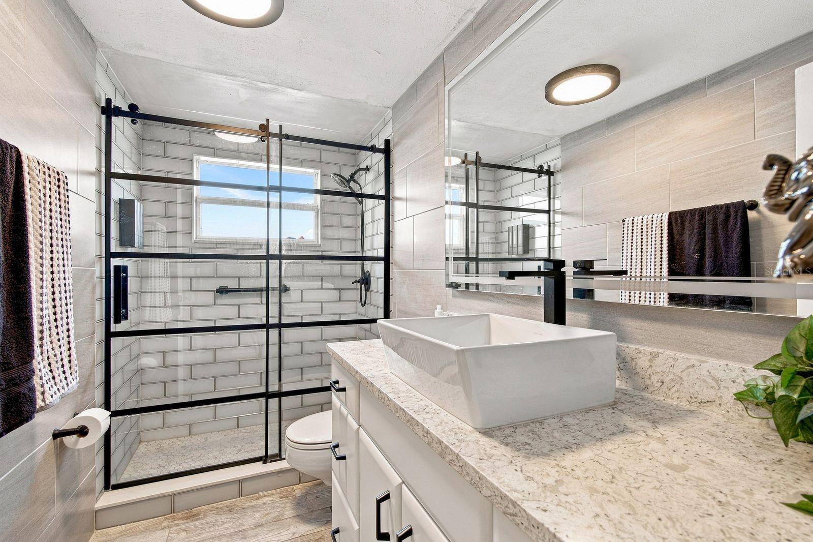 1324 CHANCELLOR DR
