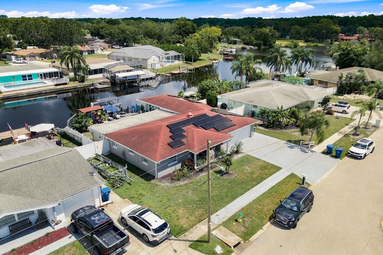1324 CHANCELLOR DR