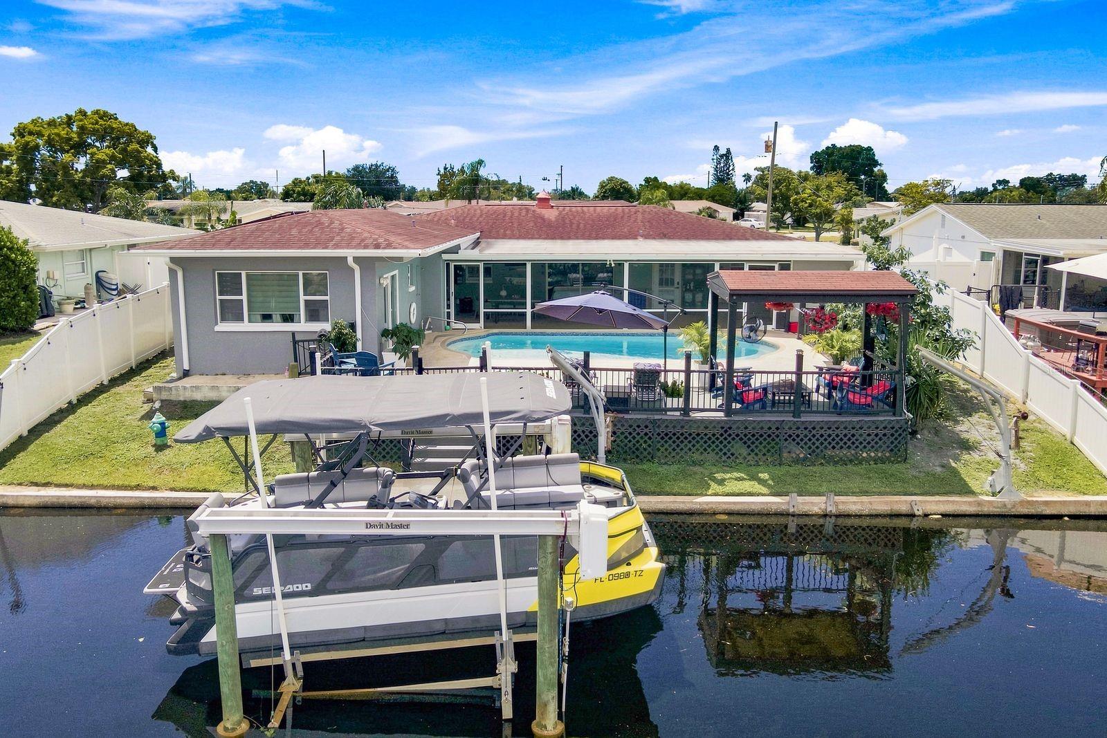 1324 CHANCELLOR DR
