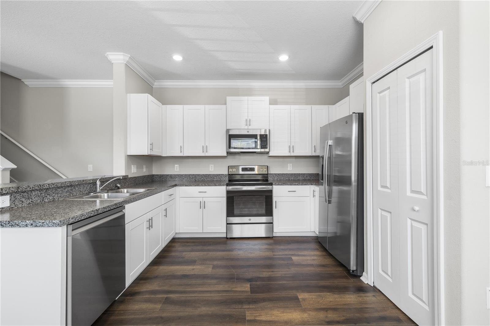 23281 WILLOW GLEN WAY