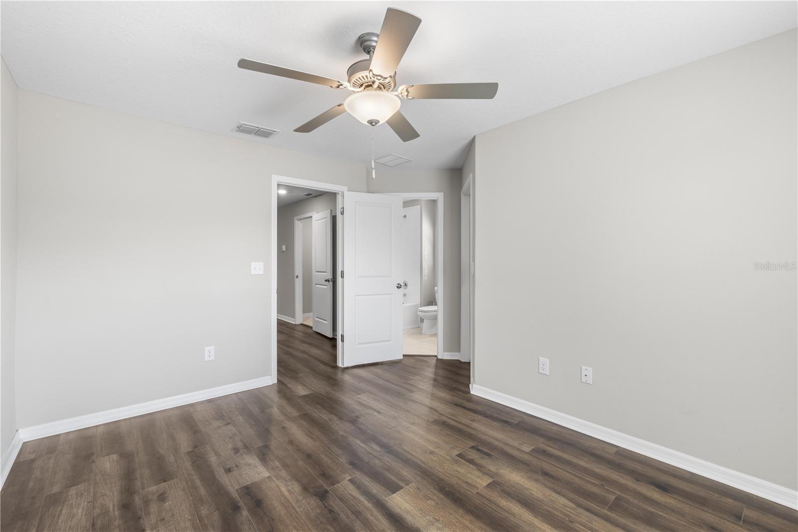 23281 WILLOW GLEN WAY