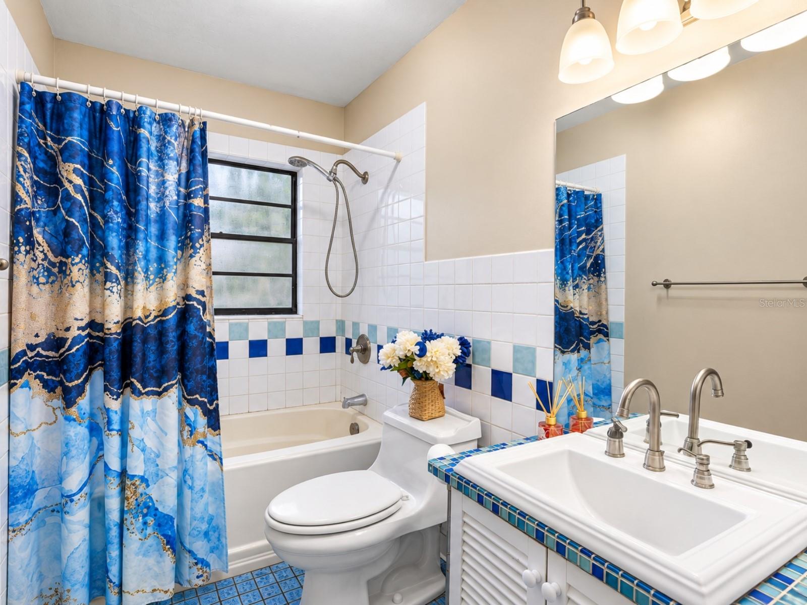 19201 ALICE CIR