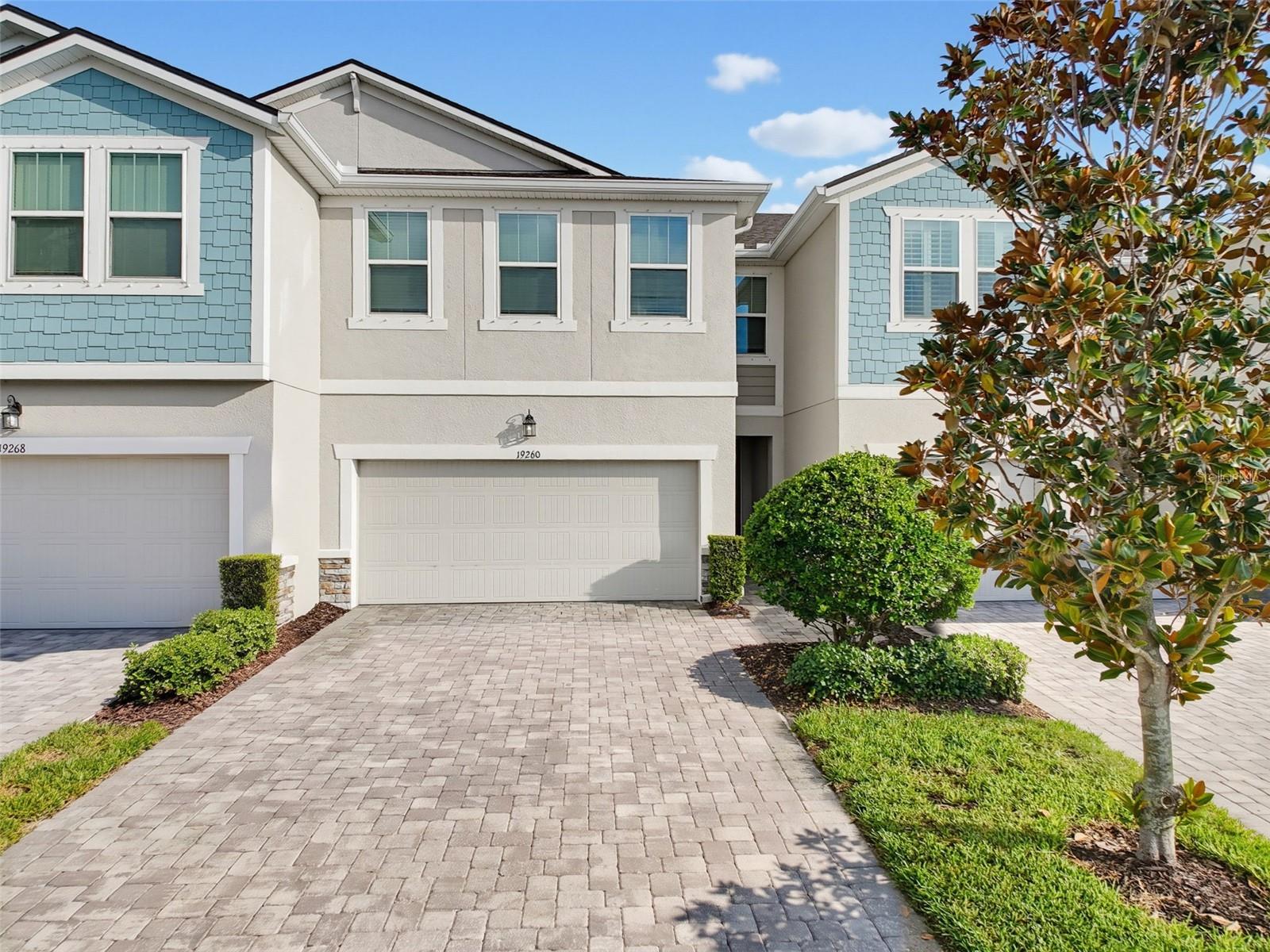 19260 Blue Pond, Lutz
