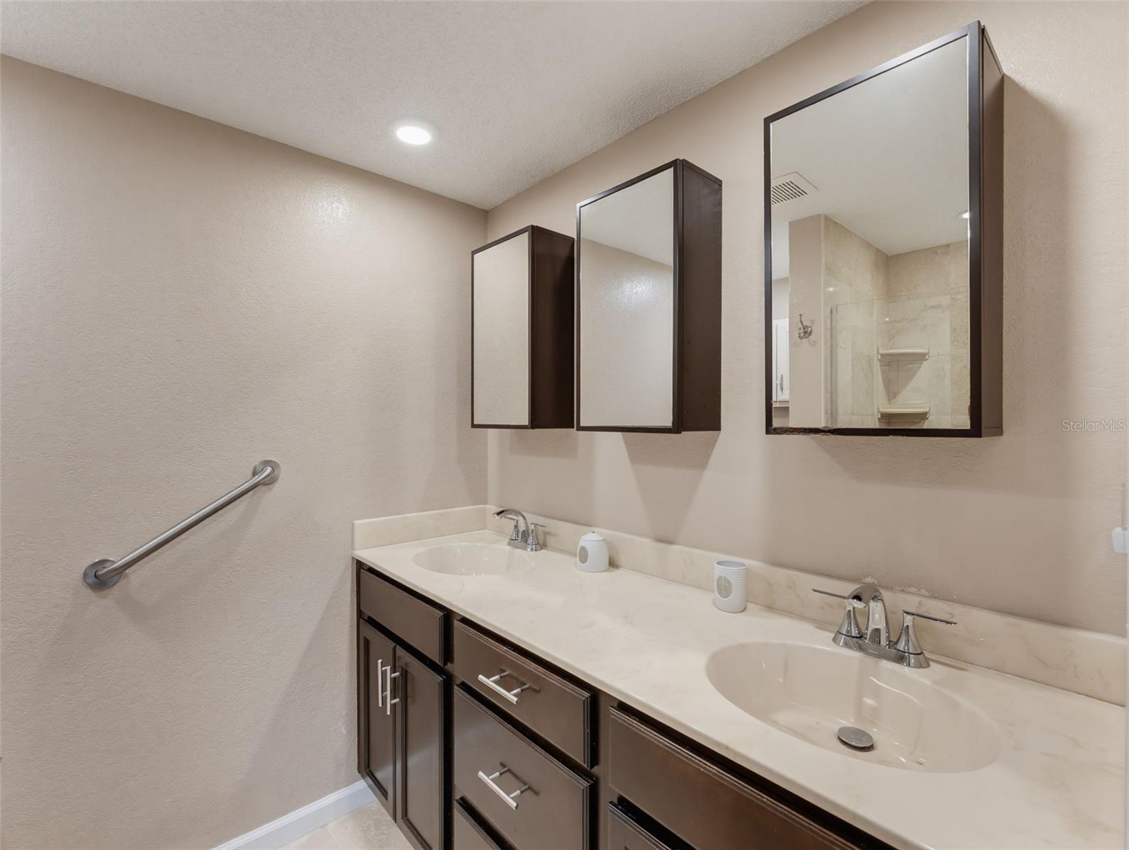 12205 SILK OAK LN