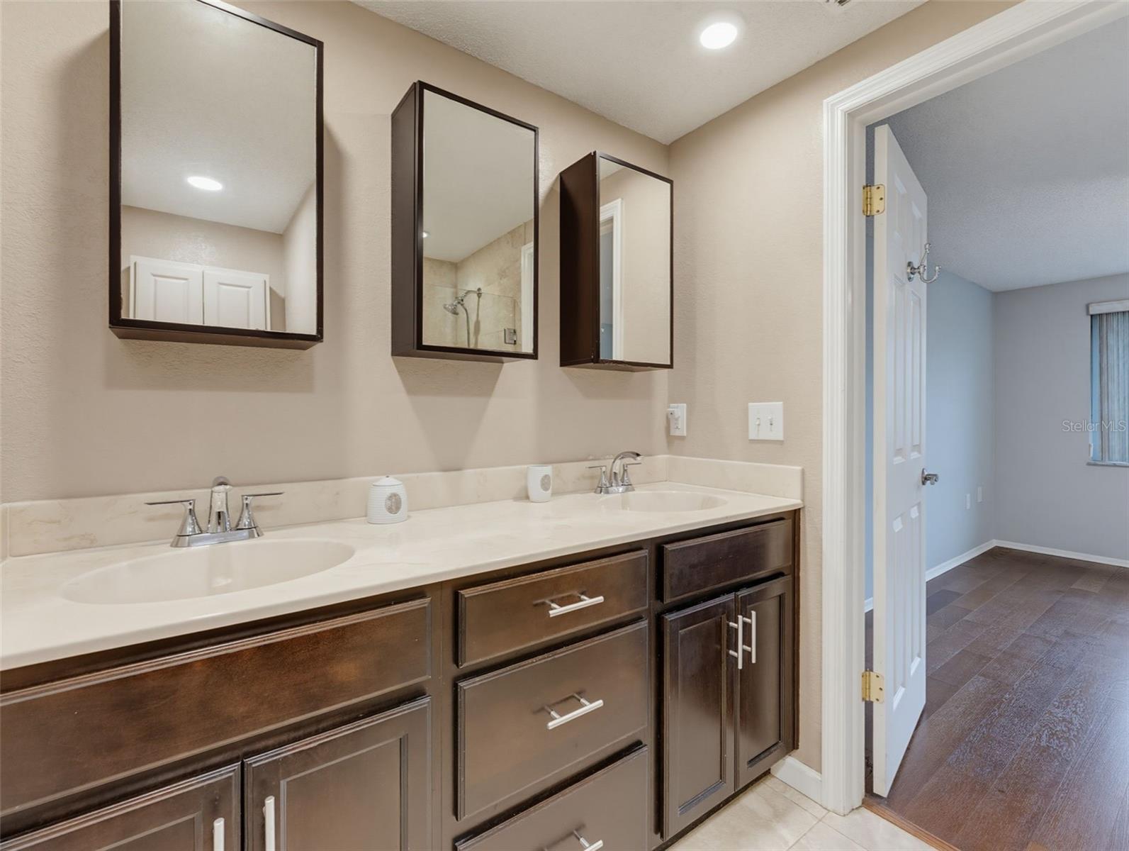12205 SILK OAK LN