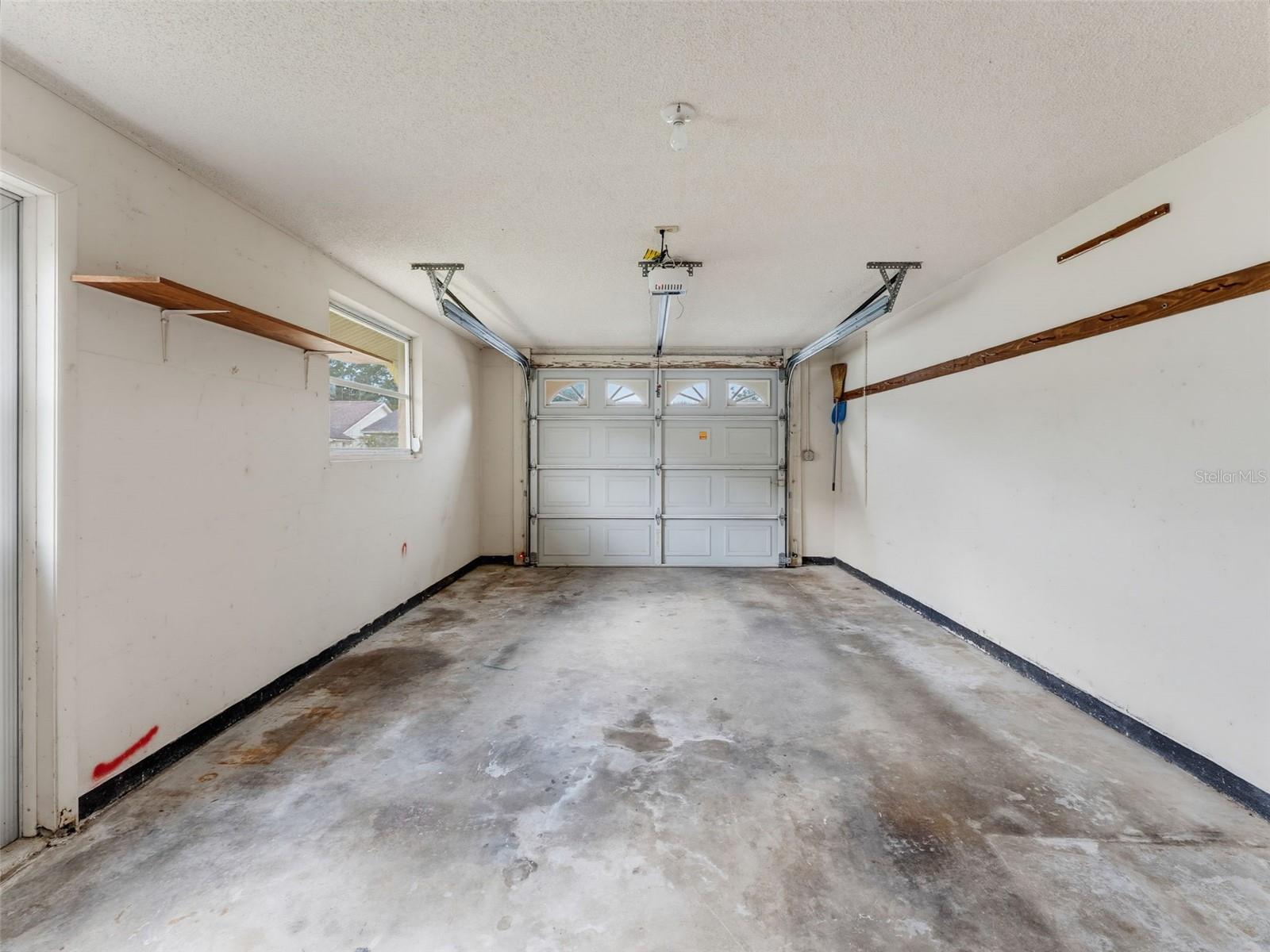 12205 SILK OAK LN