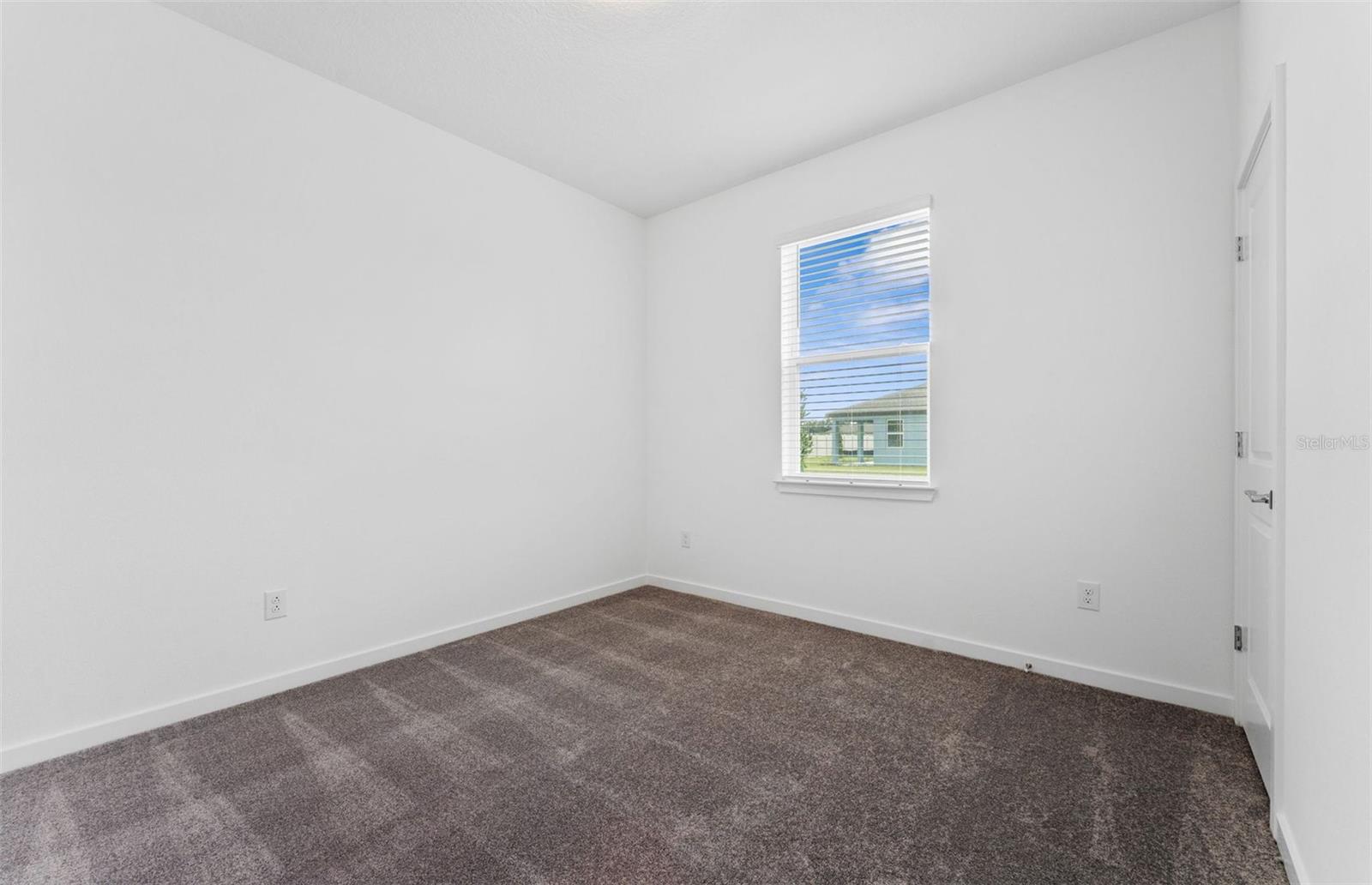 37385 CLINCH CIR
